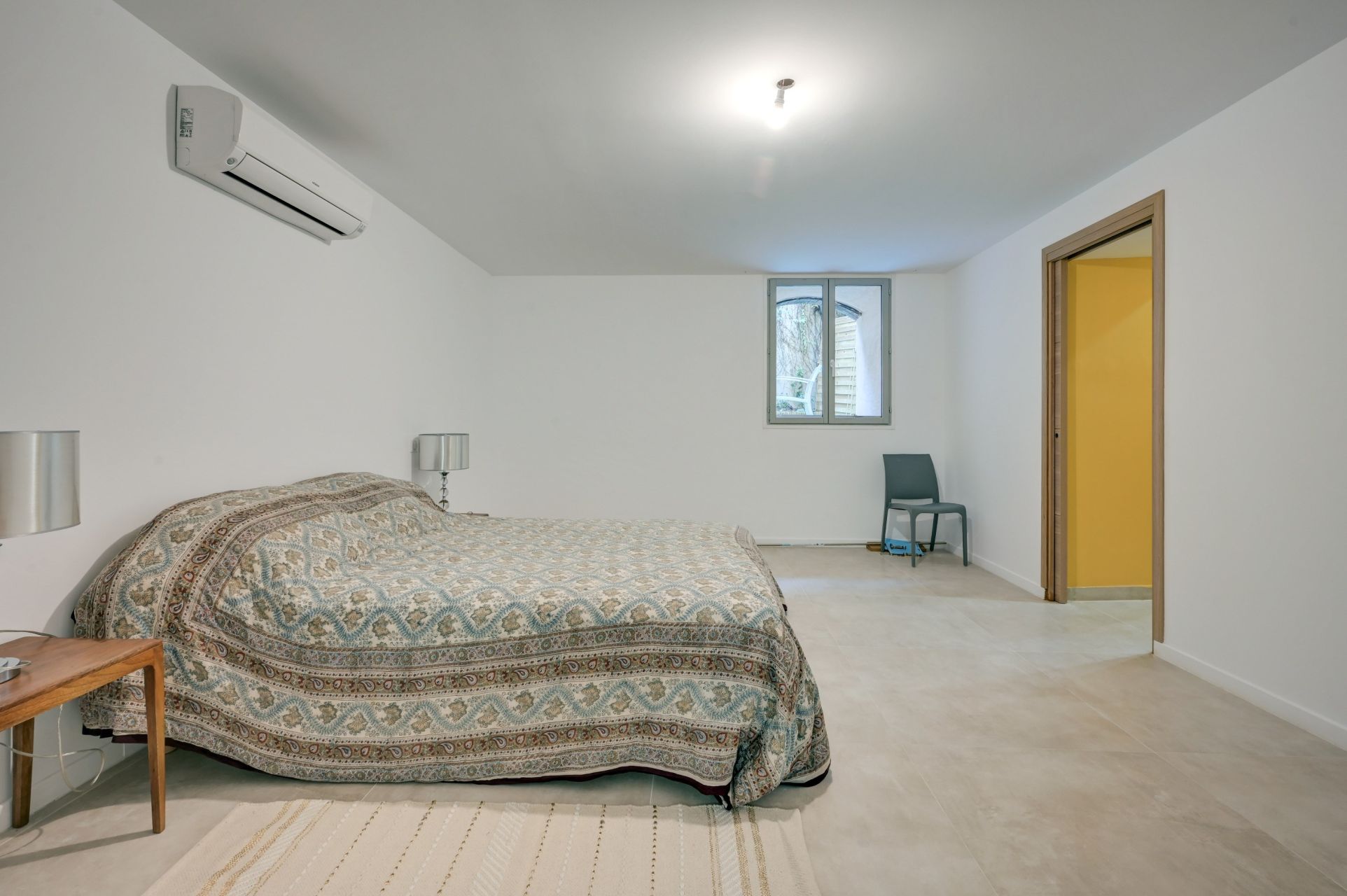 apartment 4 Rooms for sale on AIX EN PROVENCE (13100)