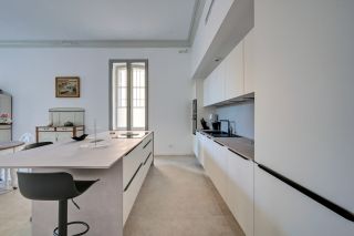 apartment 4 Rooms for sale on AIX EN PROVENCE (13100)