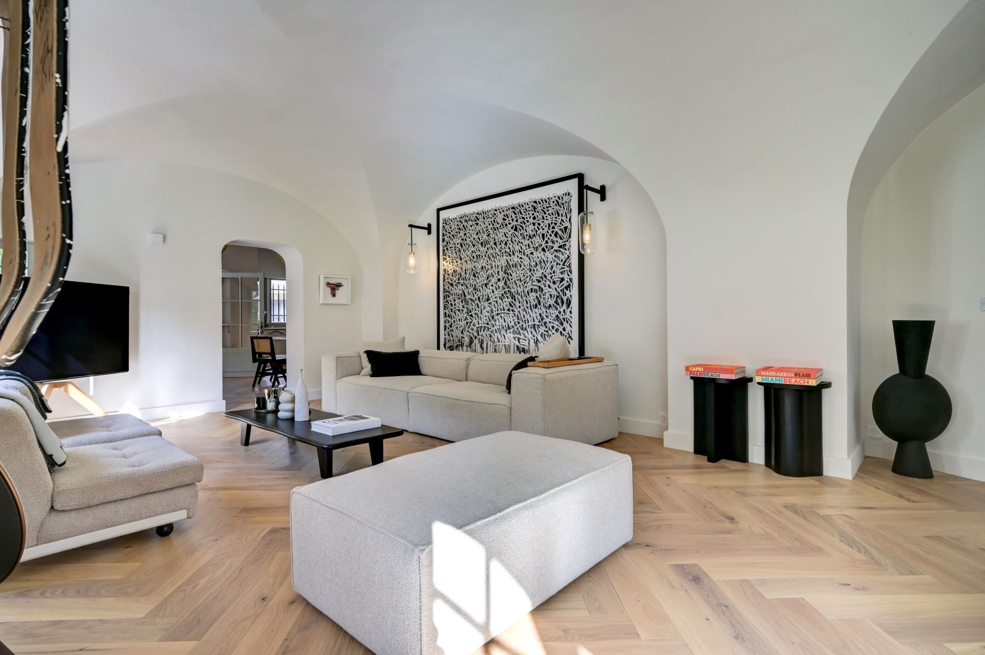 house 10 Rooms for sale on AIX EN PROVENCE (13100)