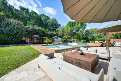 Vente Maison Aix-en-Provence 10 Pièces 500 m²