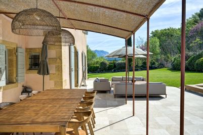Sale House Aix-en-Provence 10&nbsp;Rooms 500&nbsp;m²