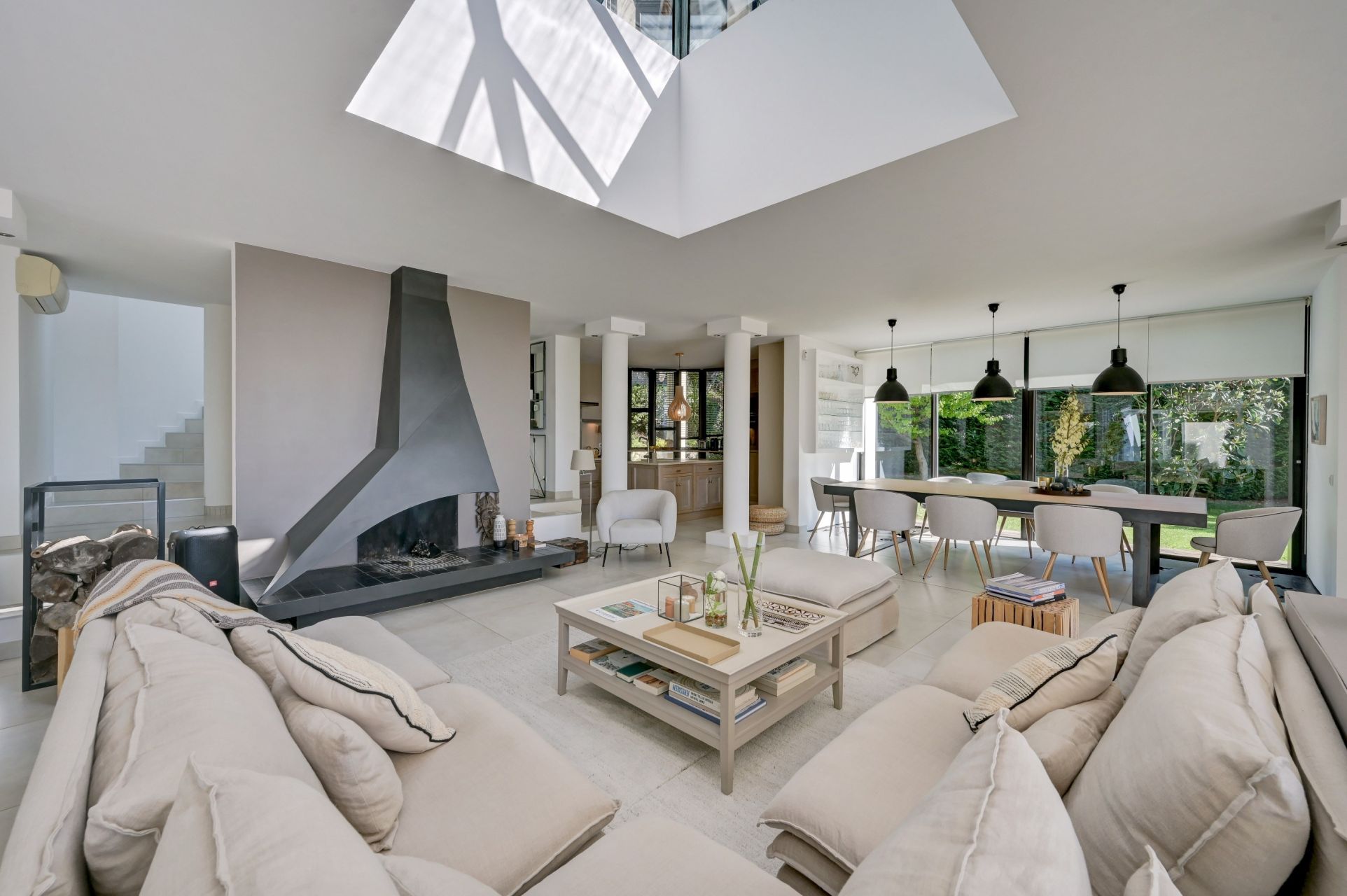 maison 6 Pièces en vente sur EGUILLES (13510)