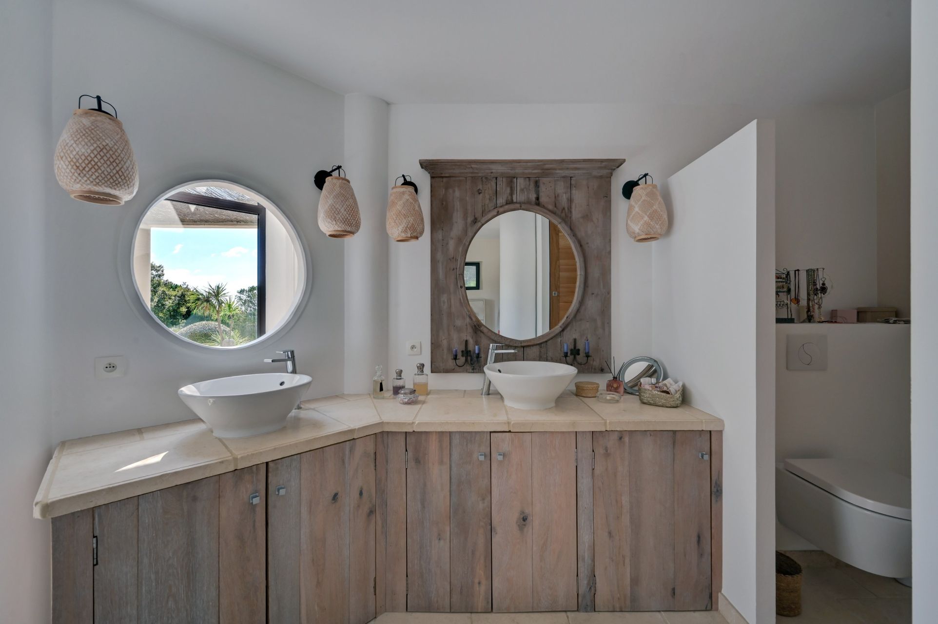 maison 6 Pièces en vente sur EGUILLES (13510)