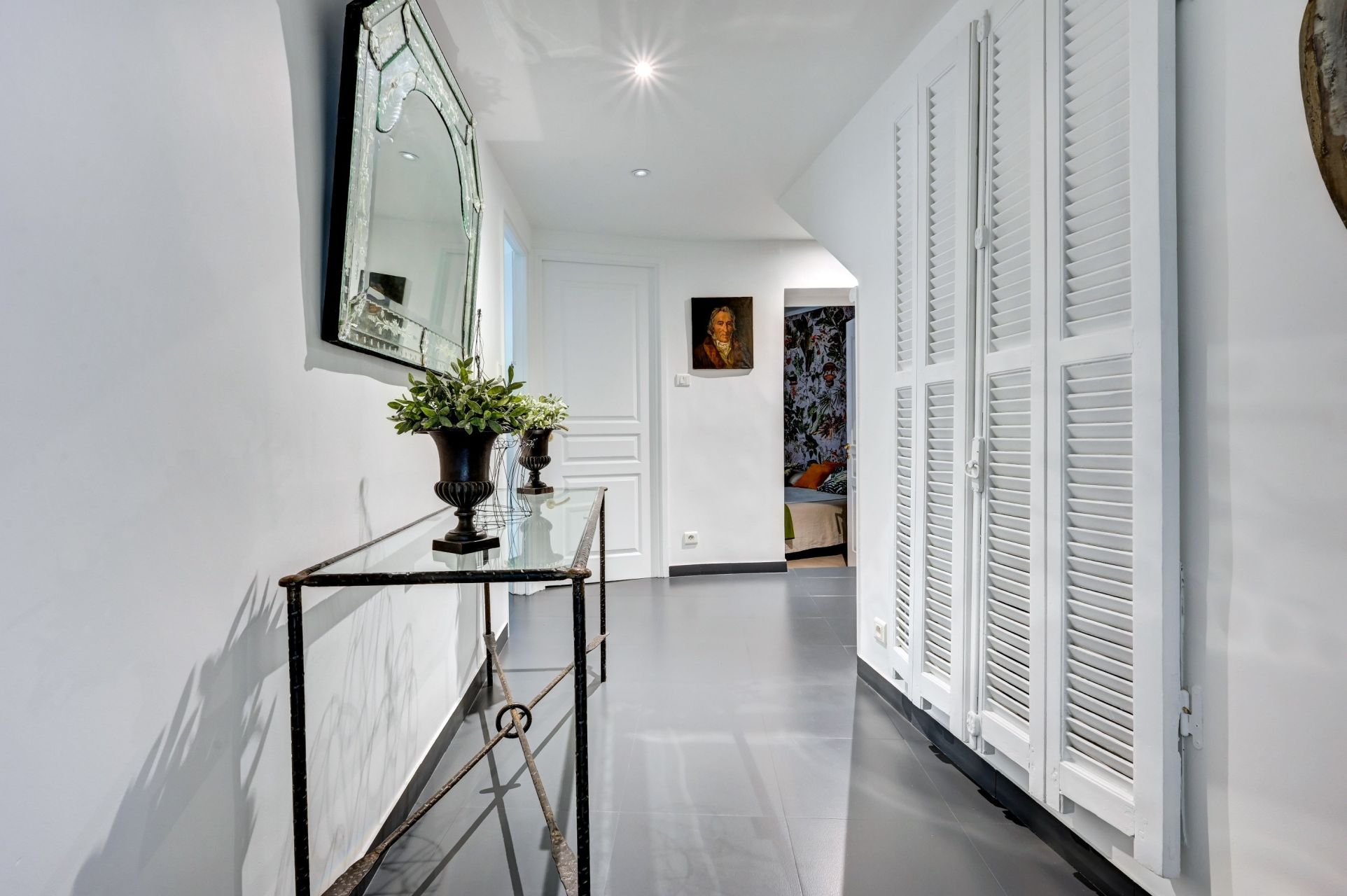 apartment 5 Rooms for sale on AIX EN PROVENCE (13100)