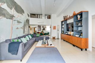 apartment 5 Rooms for sale on AIX EN PROVENCE (13100)