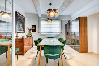 apartment 5 Rooms for sale on AIX EN PROVENCE (13100)