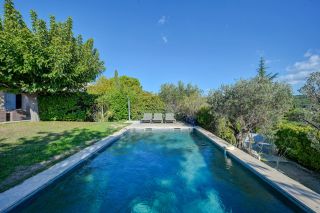 house 5 Rooms for sale on EGUILLES (13510)