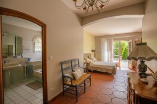 maison 7 Pièces en vente sur AIX EN PROVENCE (13100)