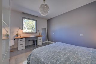 house 5 Rooms for sale on AIX EN PROVENCE (13100)