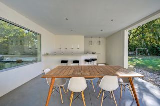 house 5 Rooms for sale on AIX EN PROVENCE (13100)