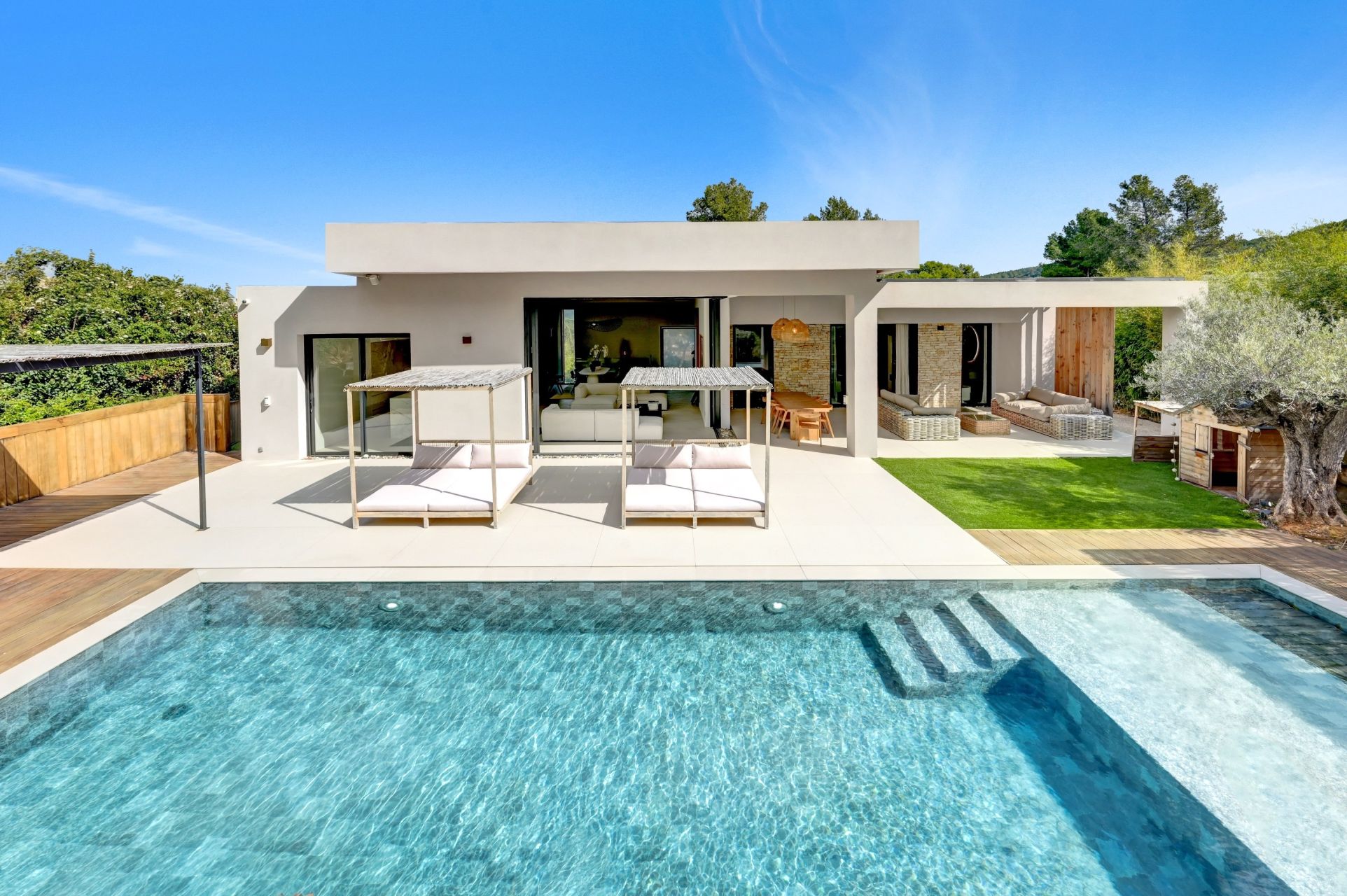 maison 6 Pièces en vente sur AIX EN PROVENCE (13100)