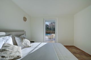 house 5 Rooms for sale on AIX EN PROVENCE (13100)