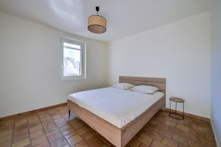 house 5 Rooms for sale on AIX EN PROVENCE (13100)