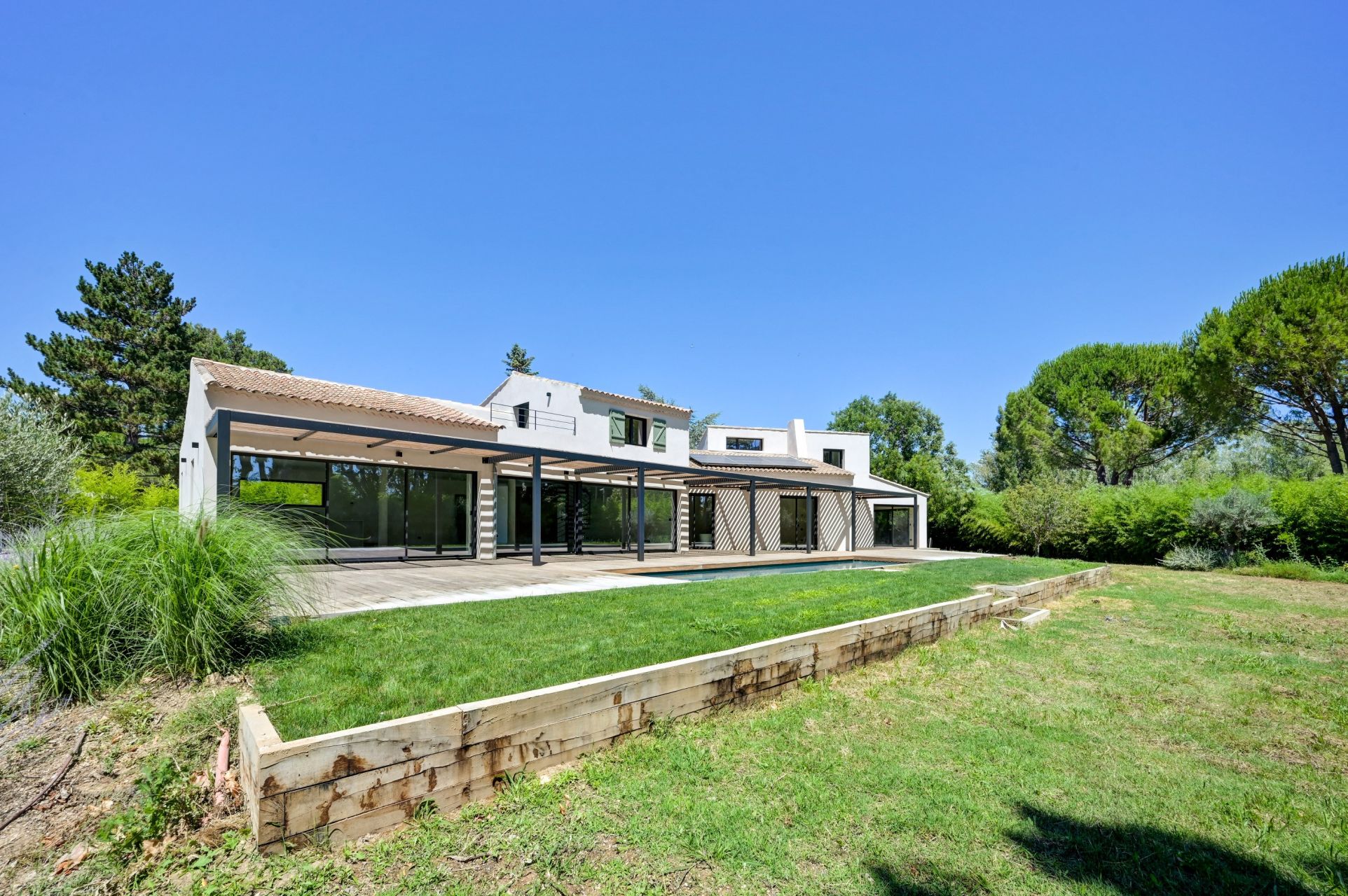 maison 8 Pièces en vente sur AIX EN PROVENCE (13100)