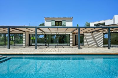 Sale House Aix-en-Provence 8&nbsp;Rooms 260&nbsp;m²