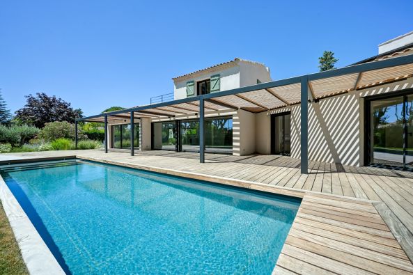 Vente Maison Aix-en-Provence 8 Pièces 260 m²