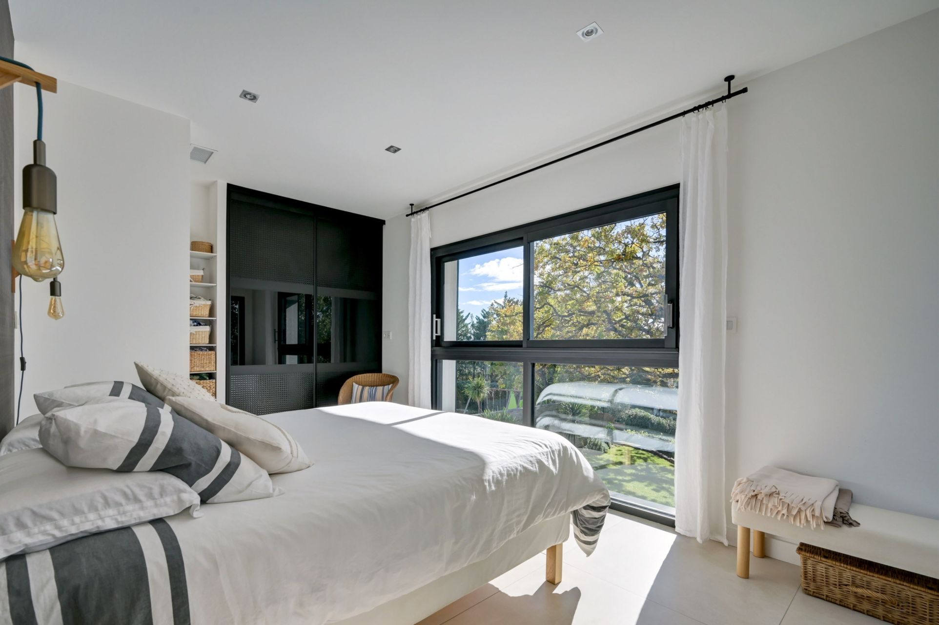 maison 5 Pièces en vente sur EGUILLES (13510)