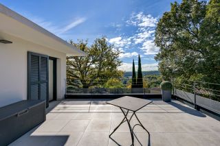 maison 5 Pièces en vente sur EGUILLES (13510)