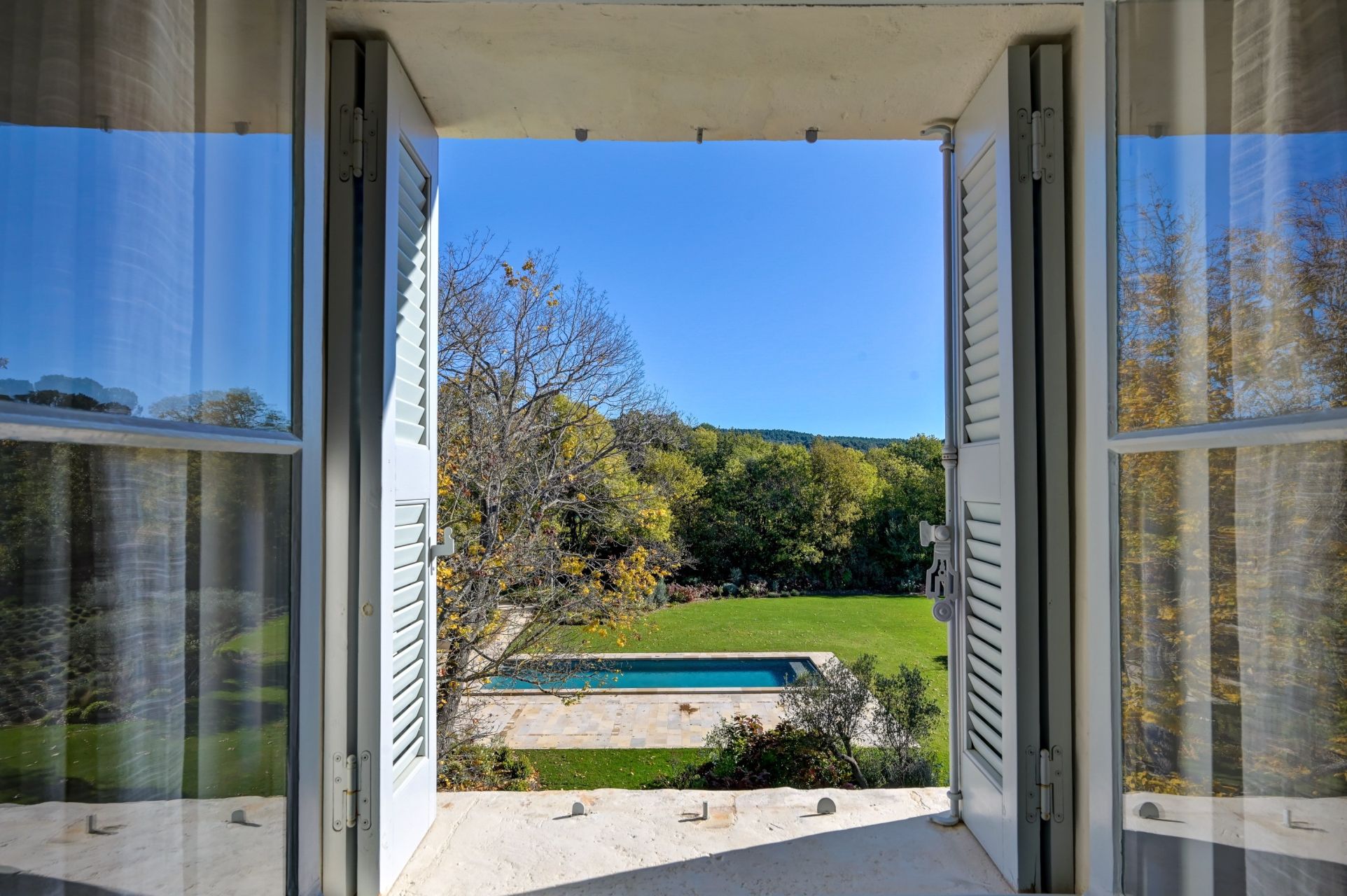 house 12 Rooms for sale on AIX EN PROVENCE (13100)