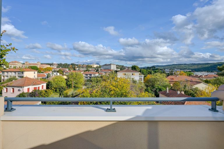 appartement 4 Pièces en vente sur AIX EN PROVENCE (13090)