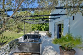 maison 6 Pièces en vente sur EGUILLES (13510)