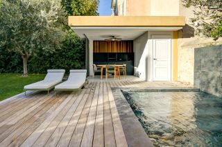 house 8 Rooms for sale on AIX EN PROVENCE (13100)