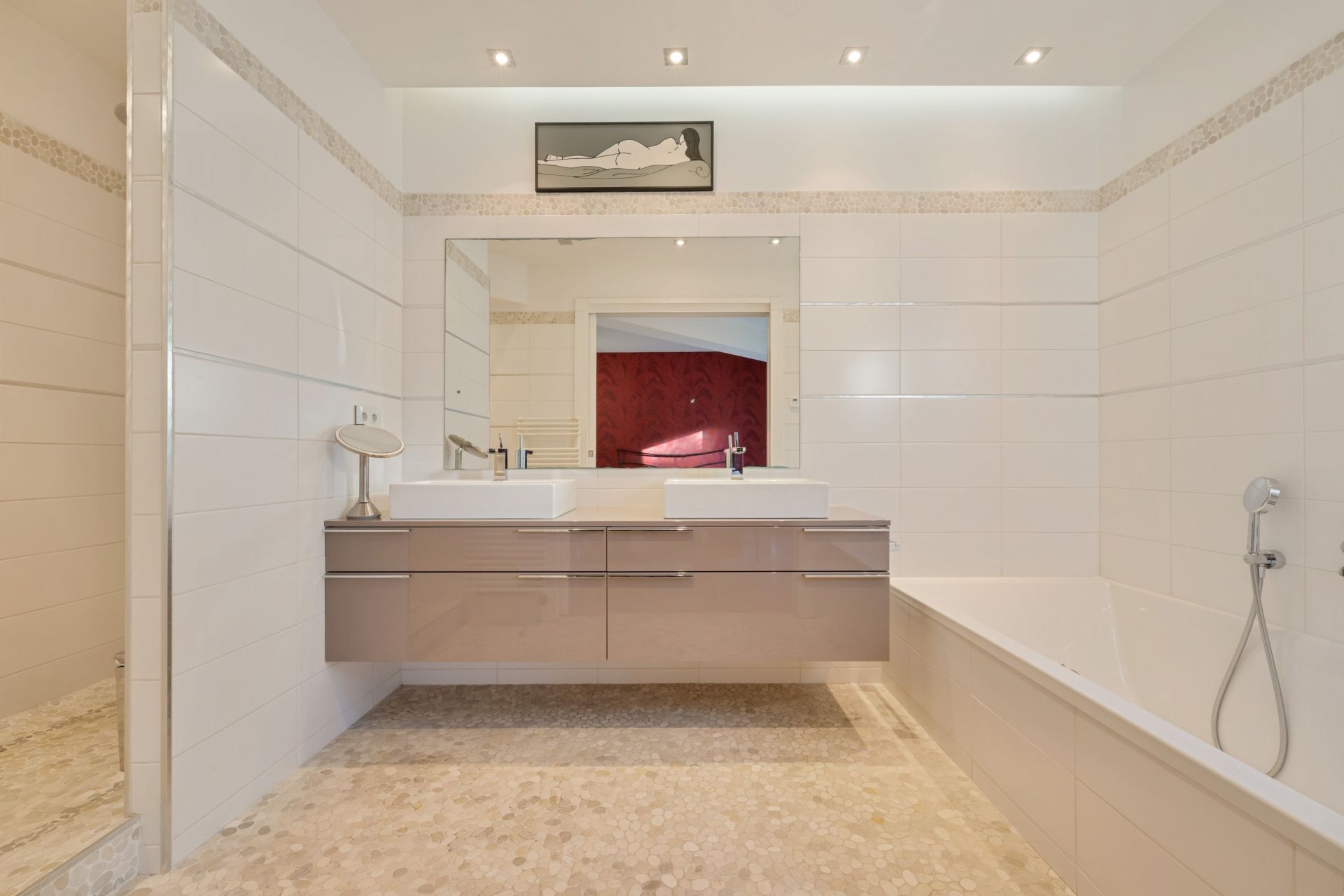 house 8 Rooms for sale on PUYRICARD (13540)