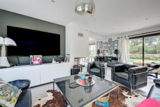 house 6 Rooms for sale on AIX EN PROVENCE (13100)