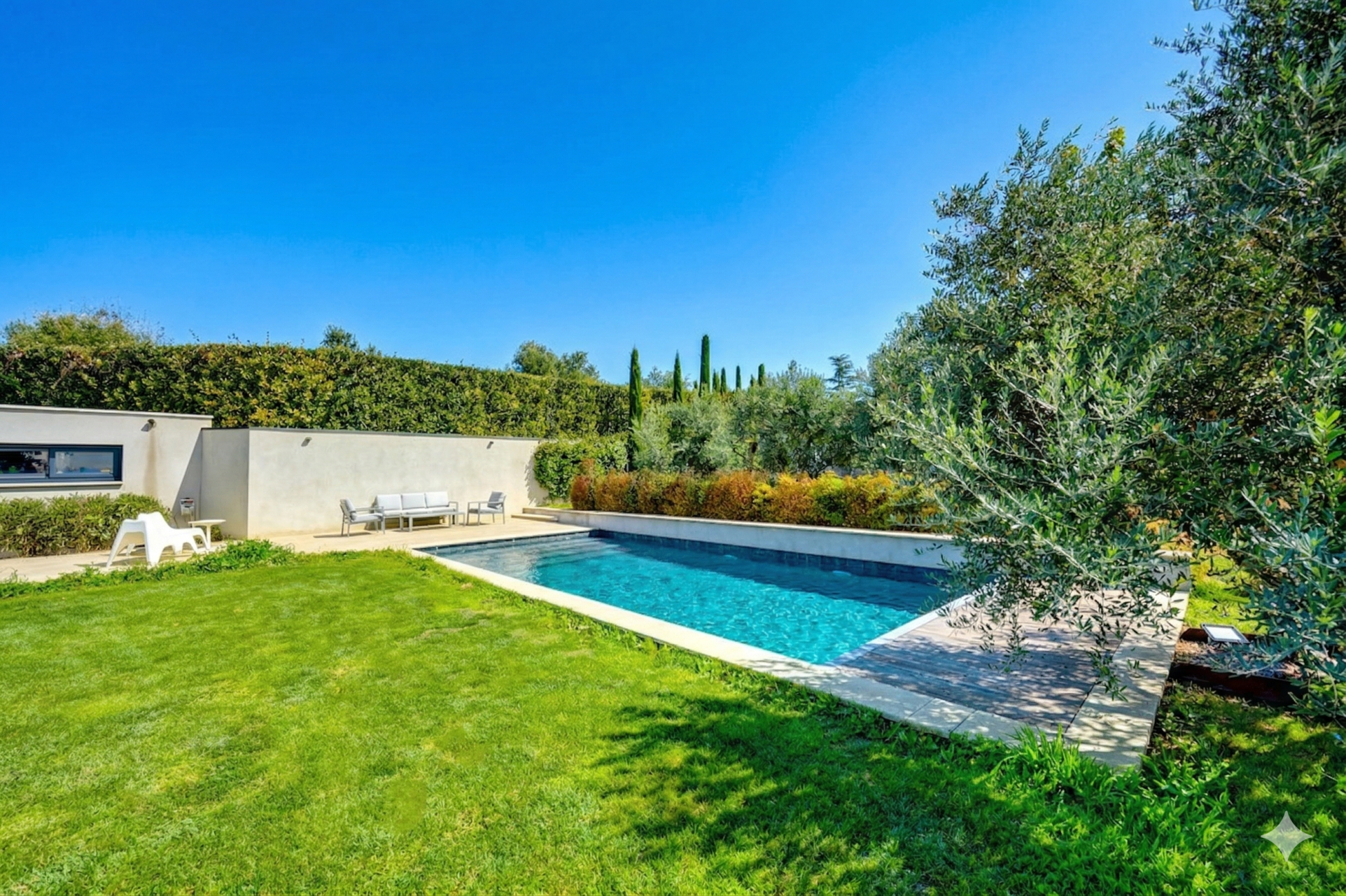 house 5 Rooms for sale on AIX EN PROVENCE (13100)