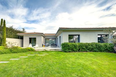 Sale House Éguilles 5 Rooms 160 m²