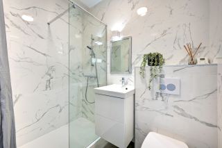 house 5 Rooms for sale on AIX EN PROVENCE (13100)