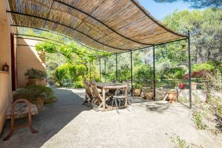 house 6 Rooms for sale on AIX EN PROVENCE (13100)