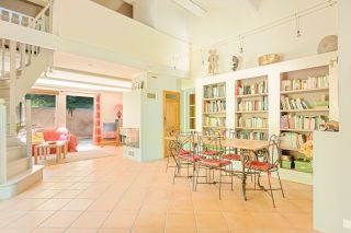 house 6 Rooms for sale on AIX EN PROVENCE (13100)