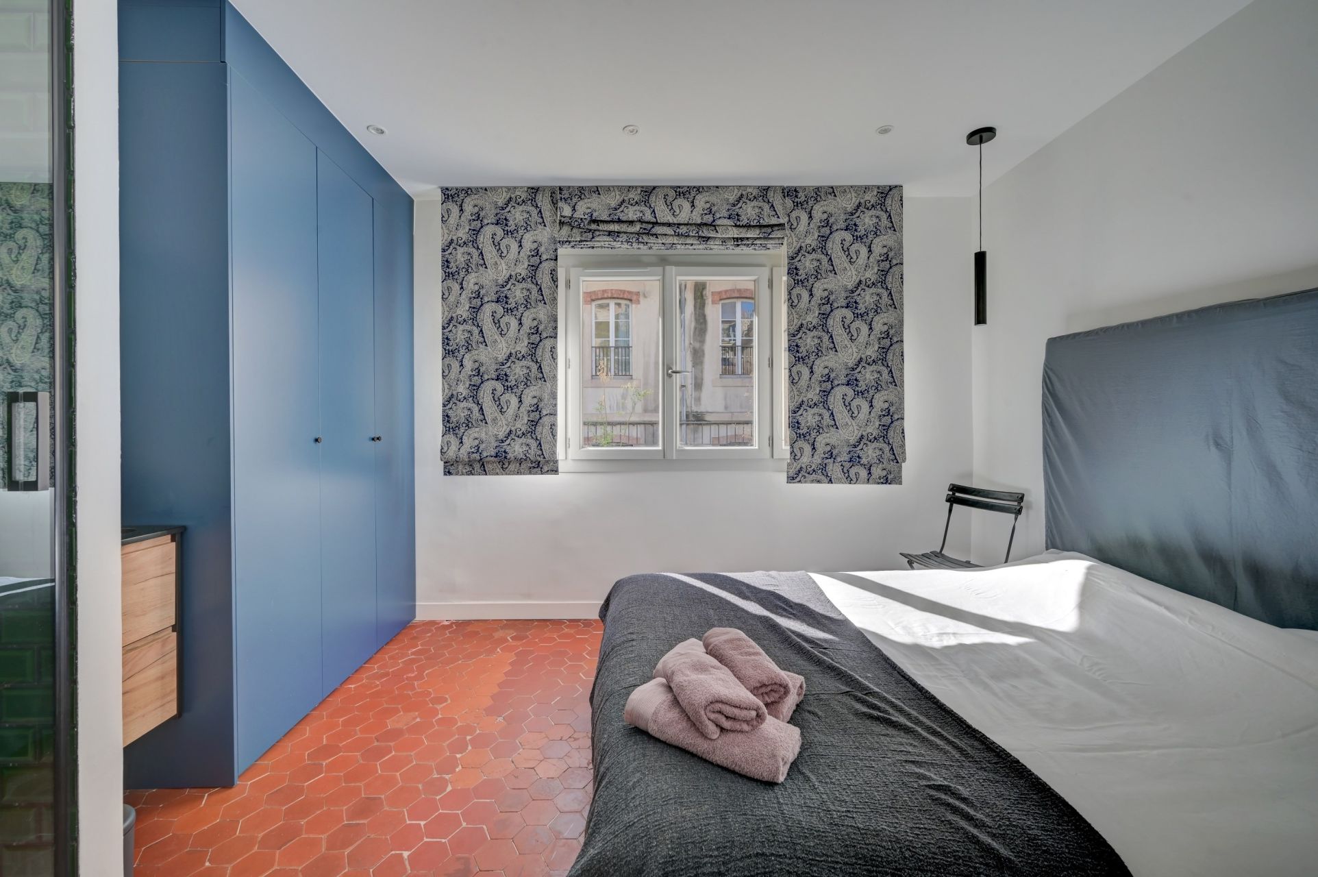 house 5 Rooms for sale on AIX EN PROVENCE (13100)