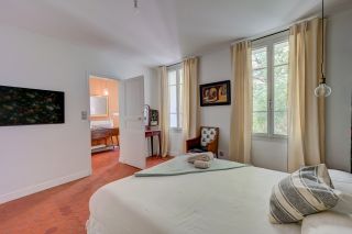 house 5 Rooms for sale on AIX EN PROVENCE (13100)