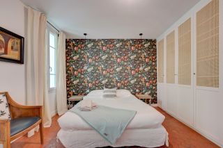 house 5 Rooms for sale on AIX EN PROVENCE (13100)