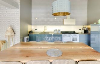 maison 23 Pièces en location sur AIX EN PROVENCE (13100)