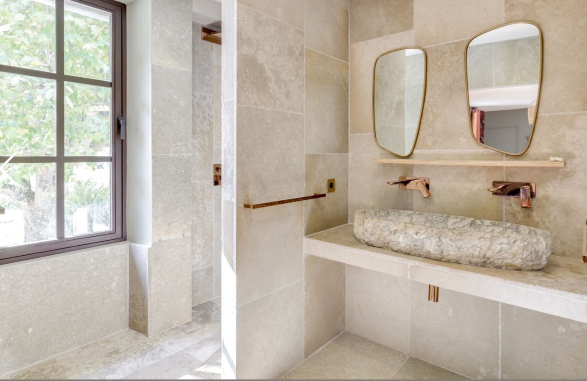 maison 15 Pièces en location sur AIX EN PROVENCE (13100)