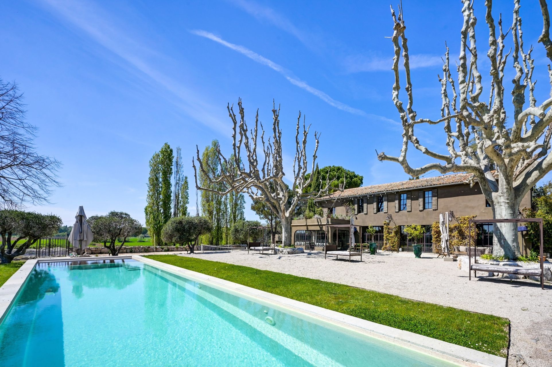 maison 15 Pièces en location sur AIX EN PROVENCE (13100)