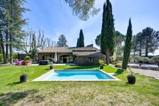 maison 15 Pièces en location sur AIX EN PROVENCE (13100)