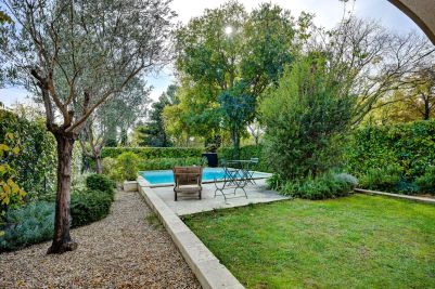 Sale House Le Tholonet 5 Rooms 125 m²