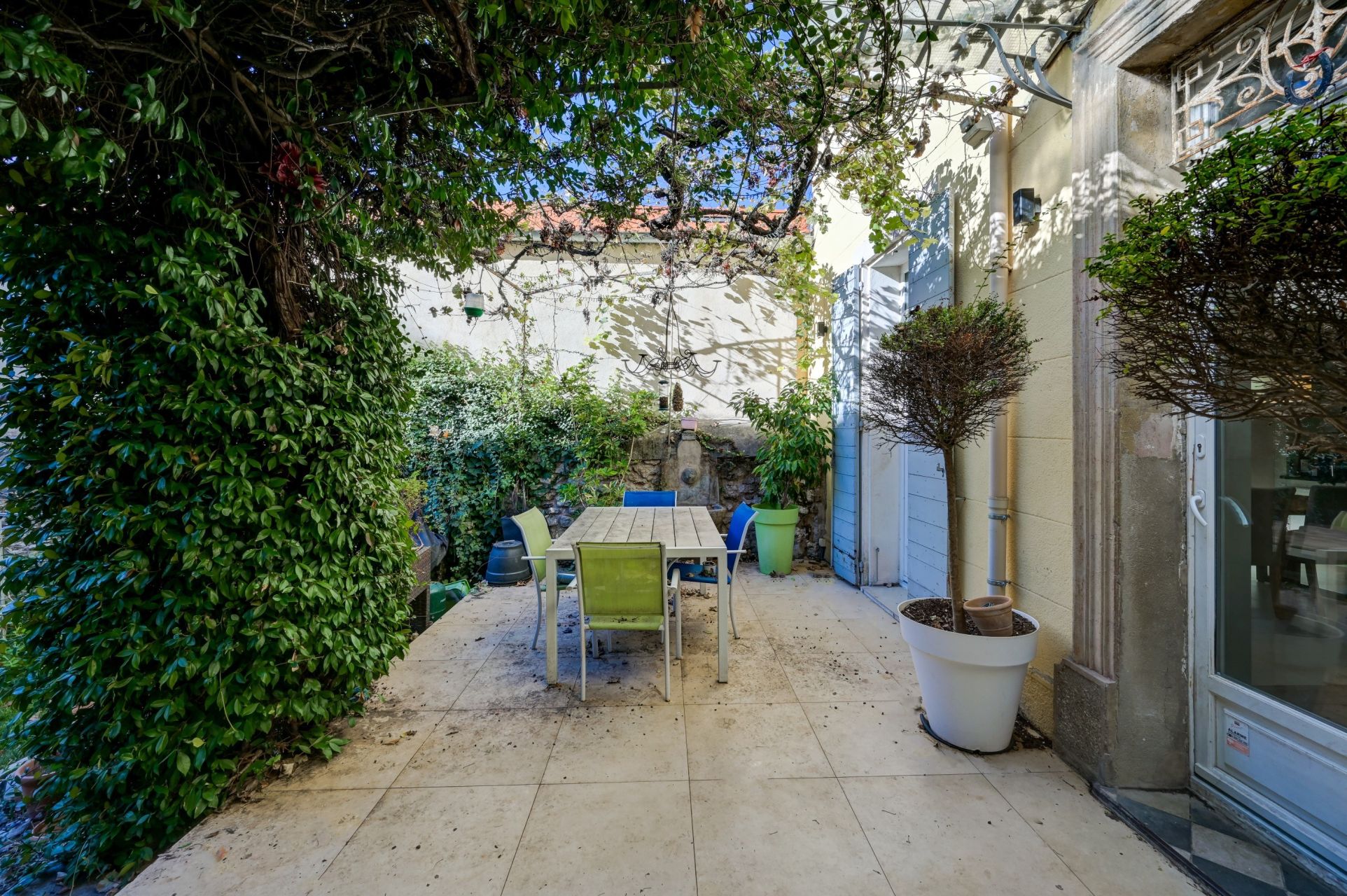 maison 10 Pièces en vente sur AIX EN PROVENCE (13100)