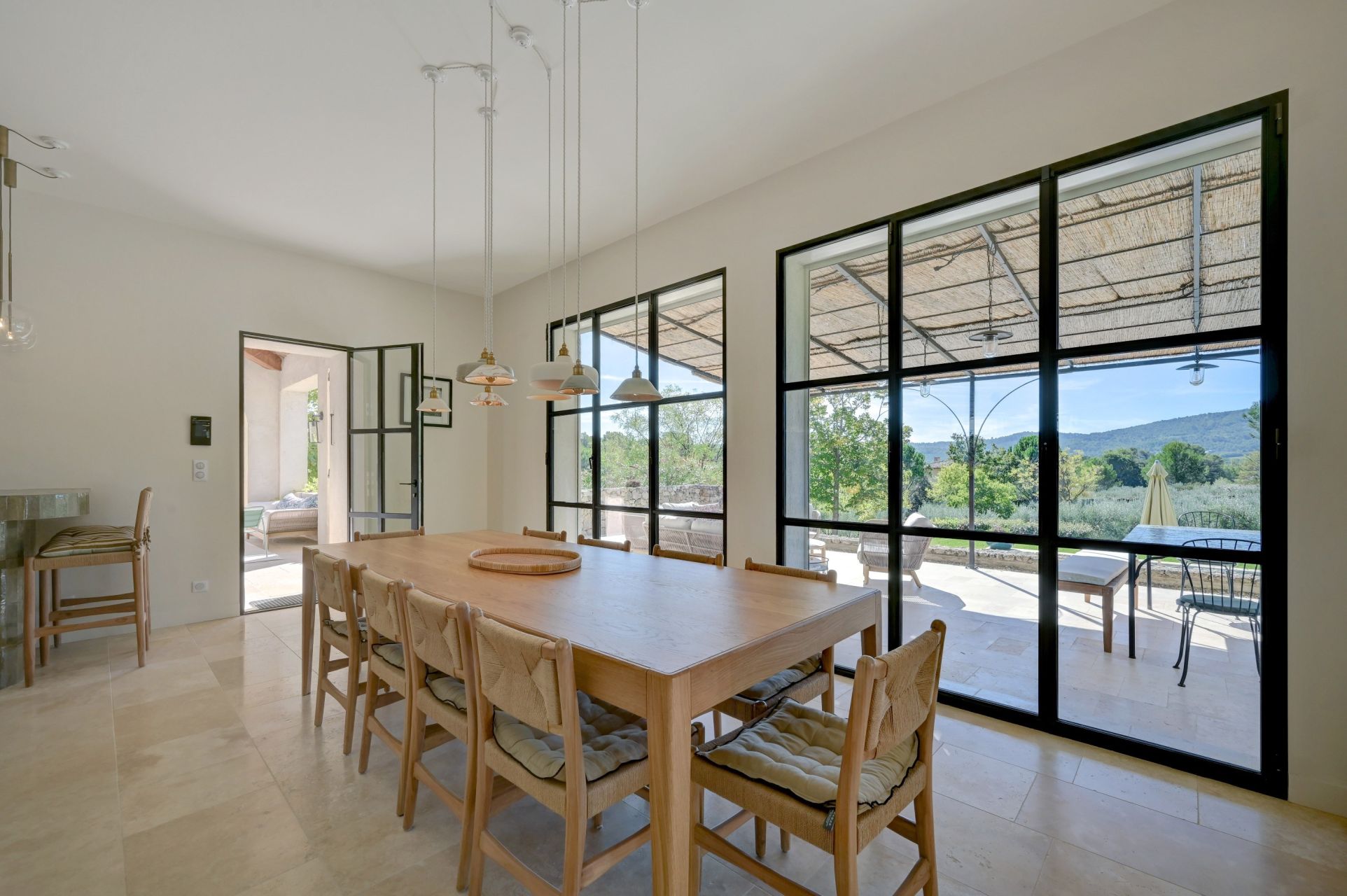 bastide 9 Rooms for seasonal rent on LE PUY STE REPARADE (13610)