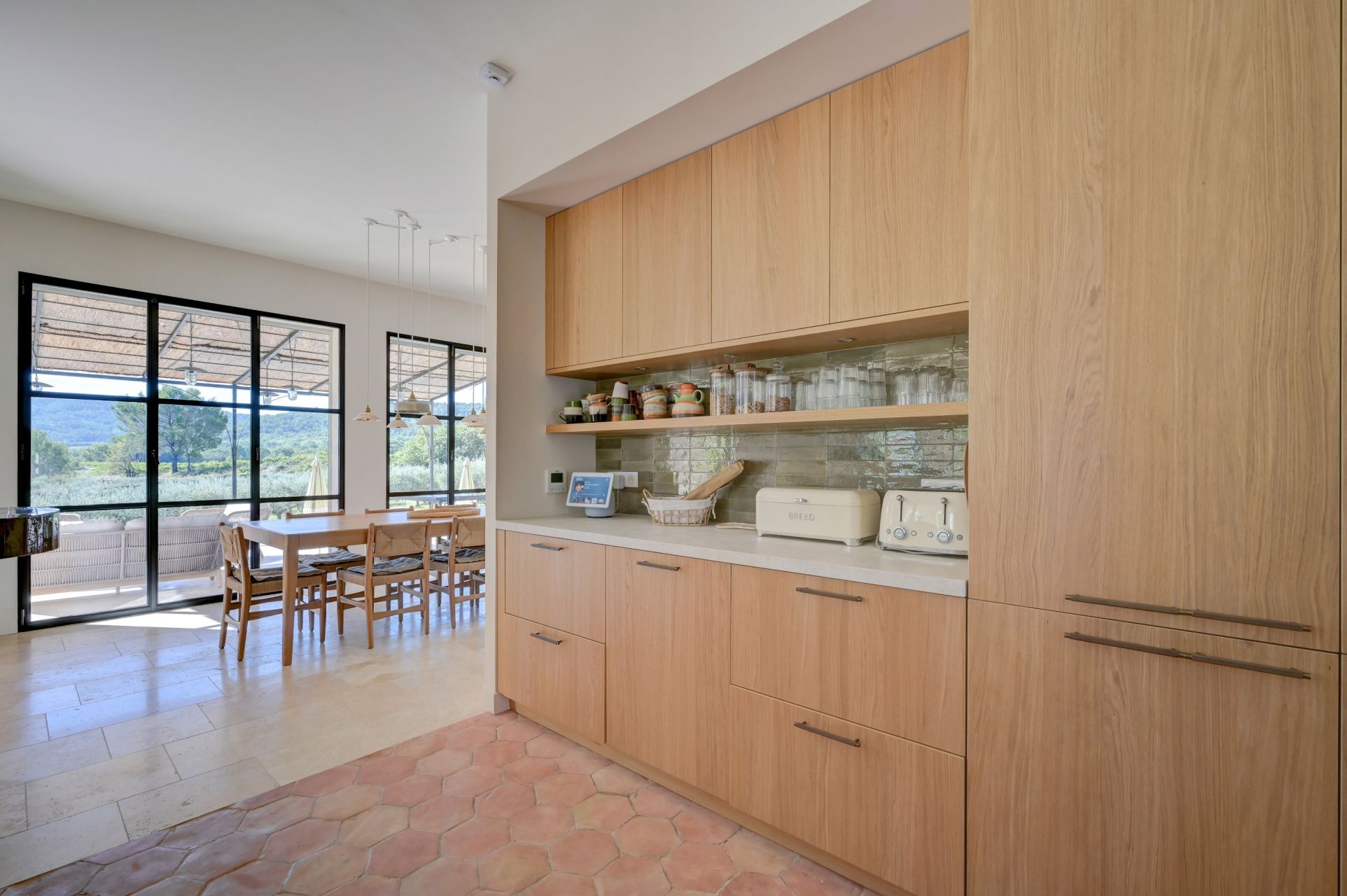 bastide 9 Rooms for seasonal rent on LE PUY STE REPARADE (13610)