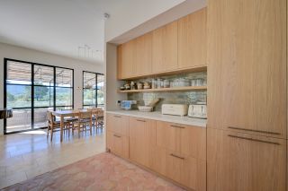 bastide 9 Rooms for seasonal rent on LE PUY STE REPARADE (13610)