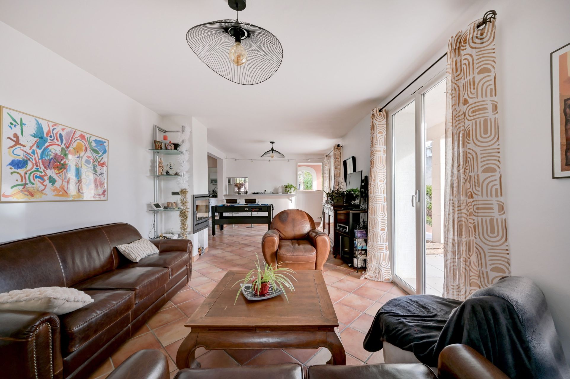 house 8 Rooms for sale on AIX EN PROVENCE (13100)