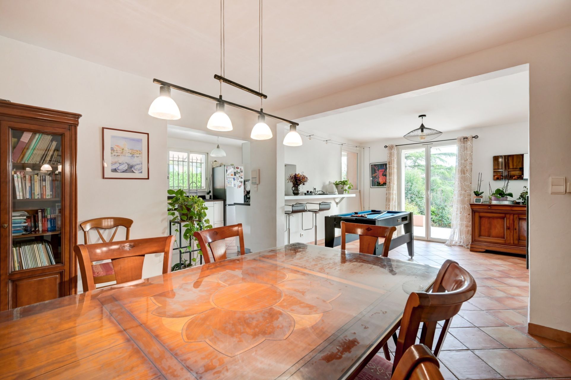 house 8 Rooms for sale on AIX EN PROVENCE (13100)