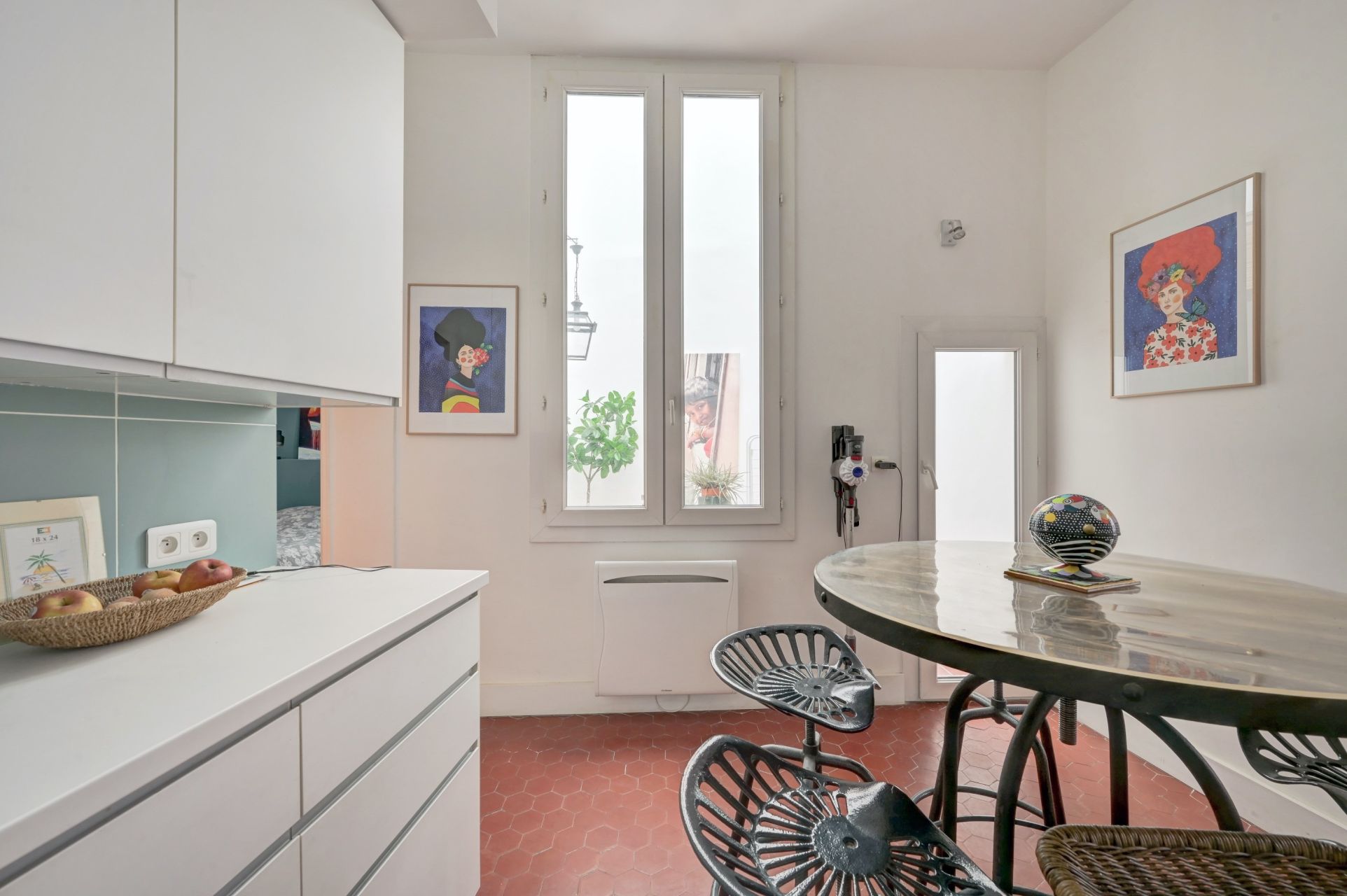 apartment 3 Rooms for sale on AIX EN PROVENCE (13100)