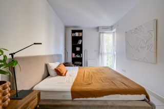 apartment 5 Rooms for sale on AIX EN PROVENCE (13100)