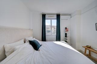 apartment 5 Rooms for sale on AIX EN PROVENCE (13100)